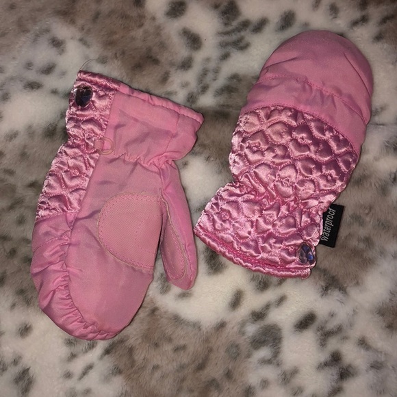 ❄️Mittens. Rhinestone Accent. - Picture 2 of 4